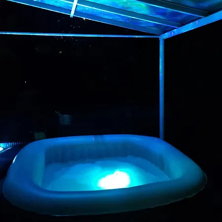 Casa de Férias Ferienhaus Mit Sauna, Whirlpool Und Garten *