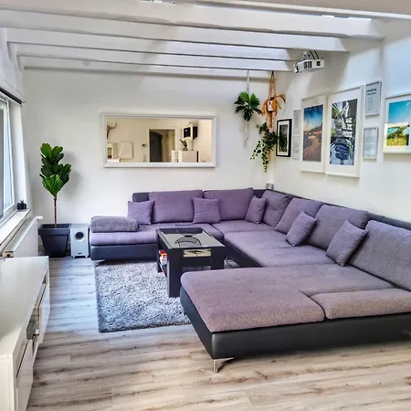 Ferienhaus Mit Sauna, Whirlpool Und Garten Casa de Férias *