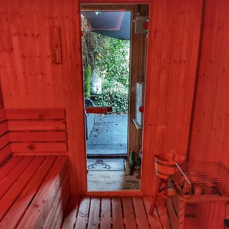 Casa de Férias Ferienhaus Mit Sauna, Whirlpool Und Garten *
